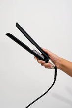 Load image into Gallery viewer, Keune Straightening Iron - Smooth IQ
